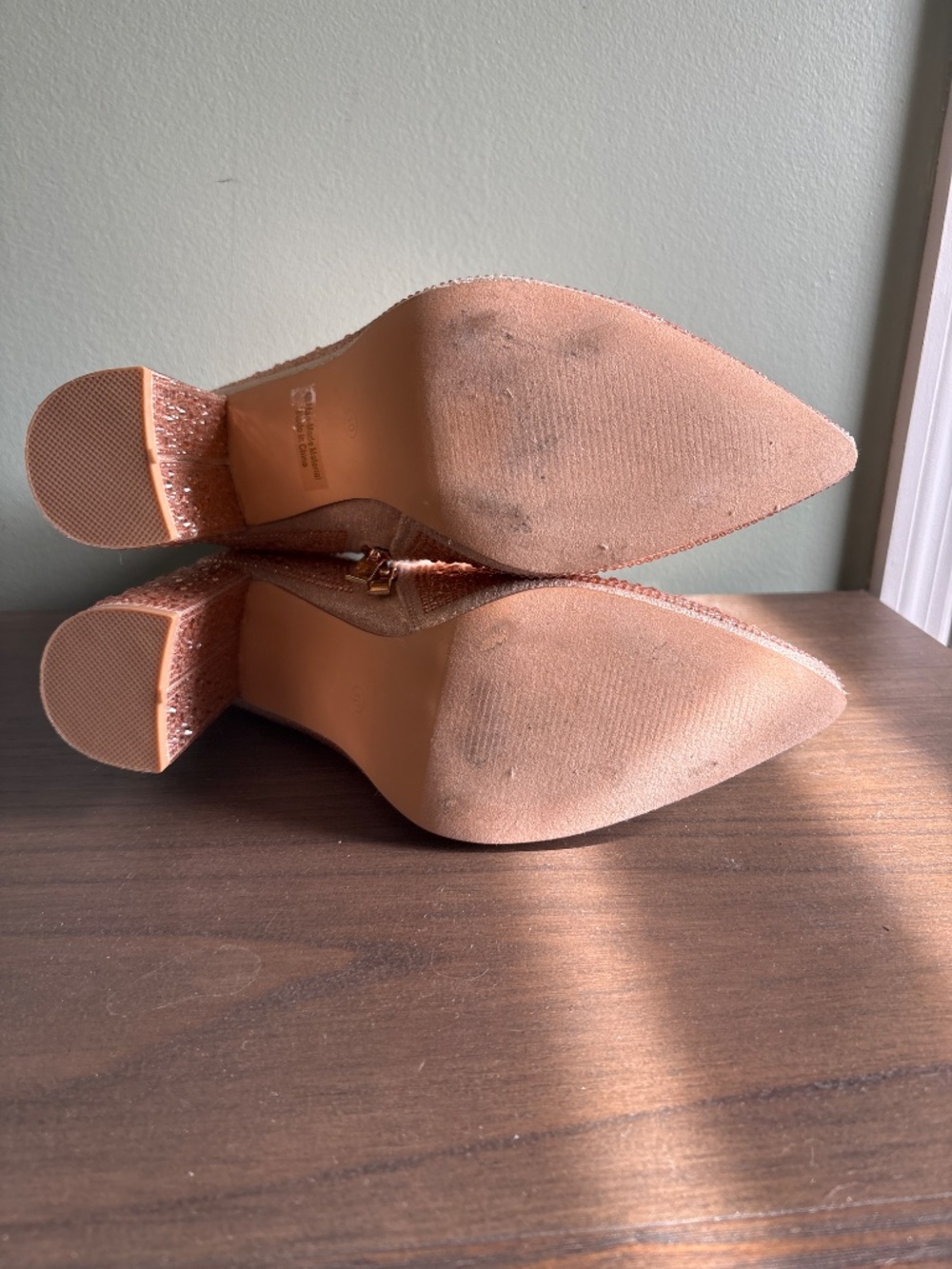 Boots - Picture 4 of 4